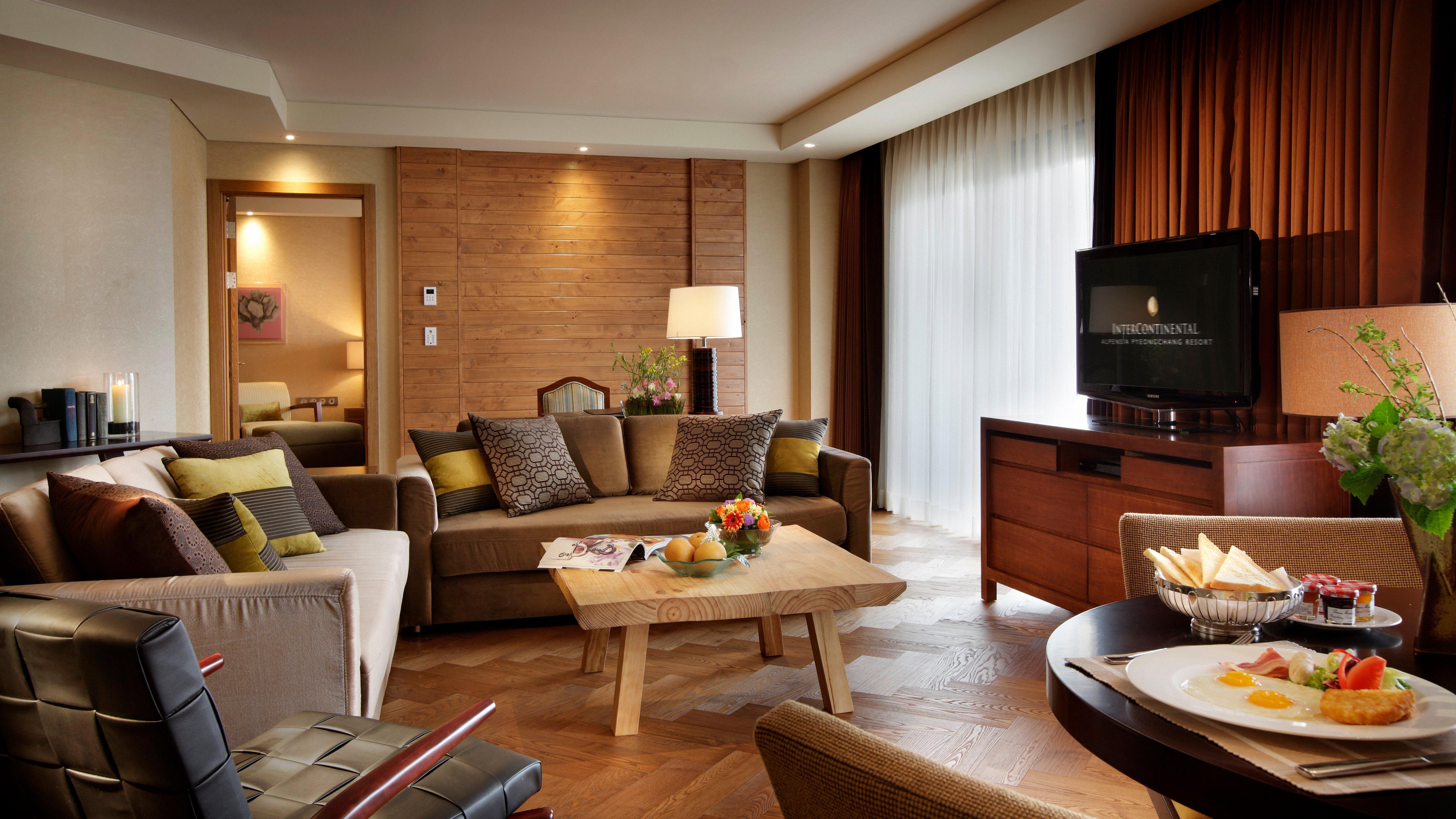 อินเตอร์คอนติเนนตัล อัลเพนเซีย พยองชาง รีสอร์ต Hotel พยองซาง ภายนอก รูปภาพ