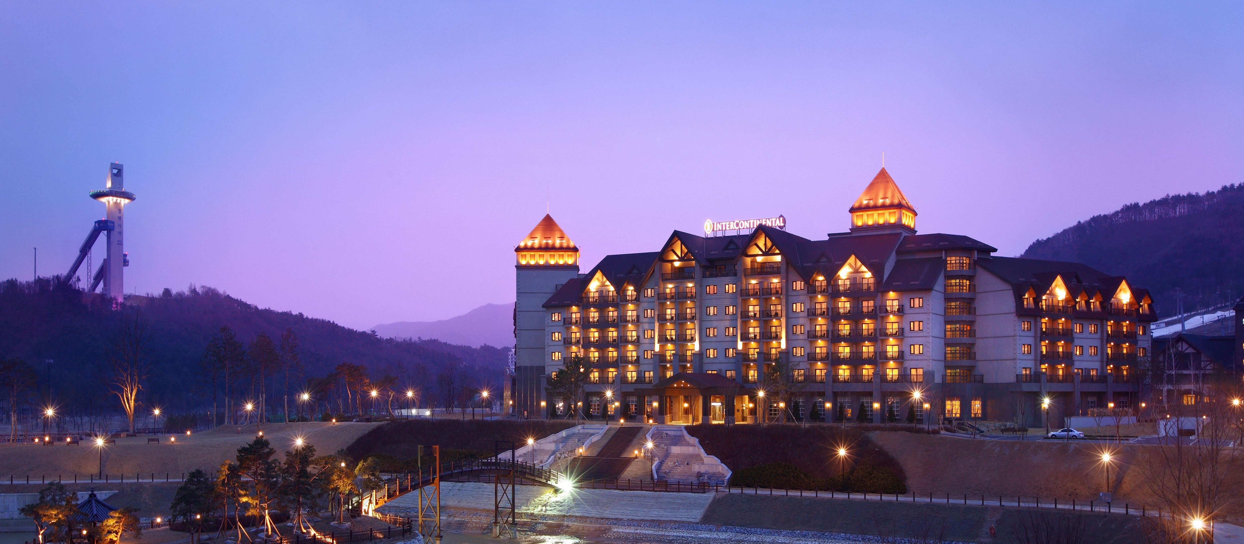 อินเตอร์คอนติเนนตัล อัลเพนเซีย พยองชาง รีสอร์ต Hotel พยองซาง ภายนอก รูปภาพ