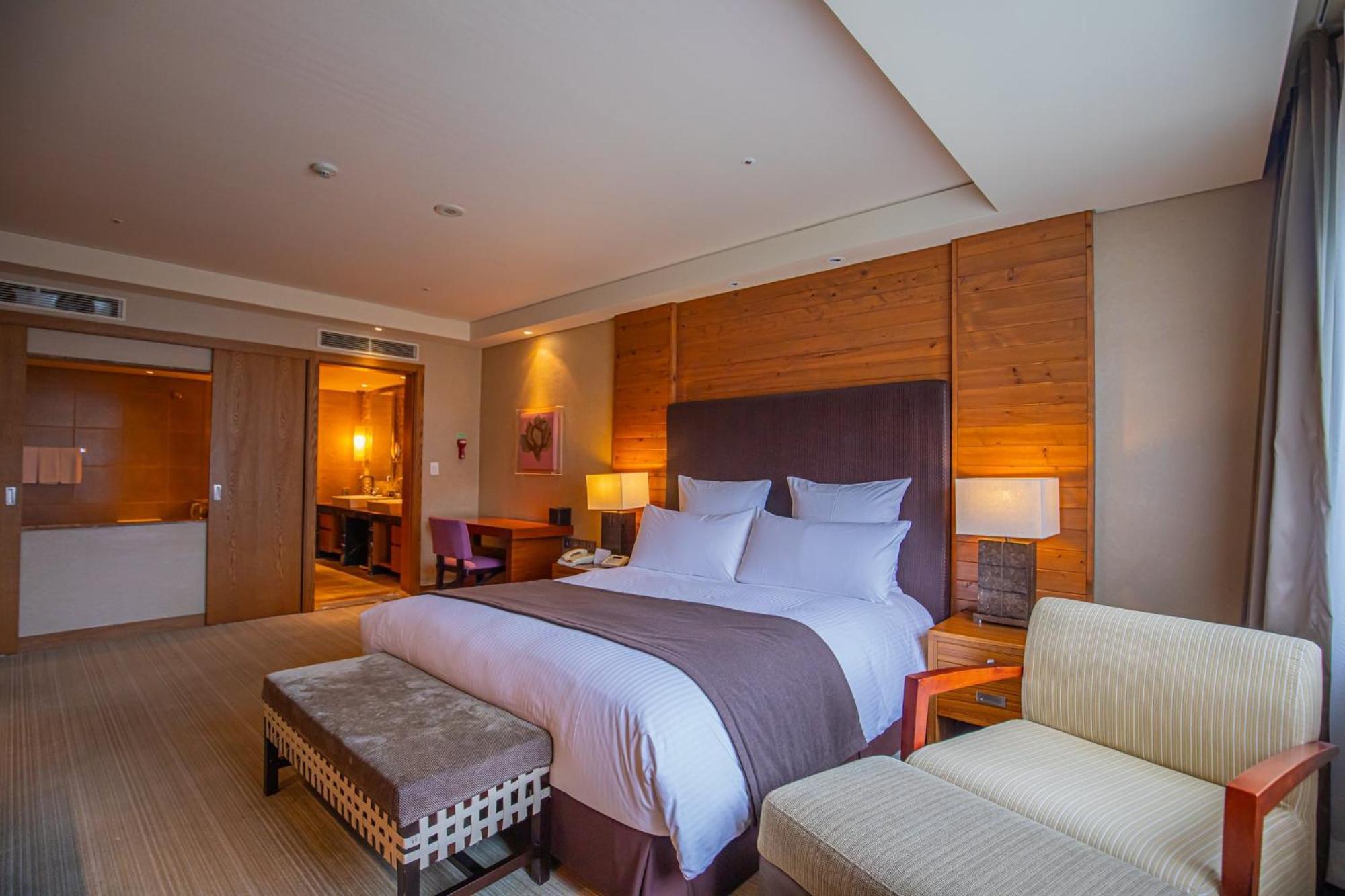 อินเตอร์คอนติเนนตัล อัลเพนเซีย พยองชาง รีสอร์ต Hotel พยองซาง ภายนอก รูปภาพ
