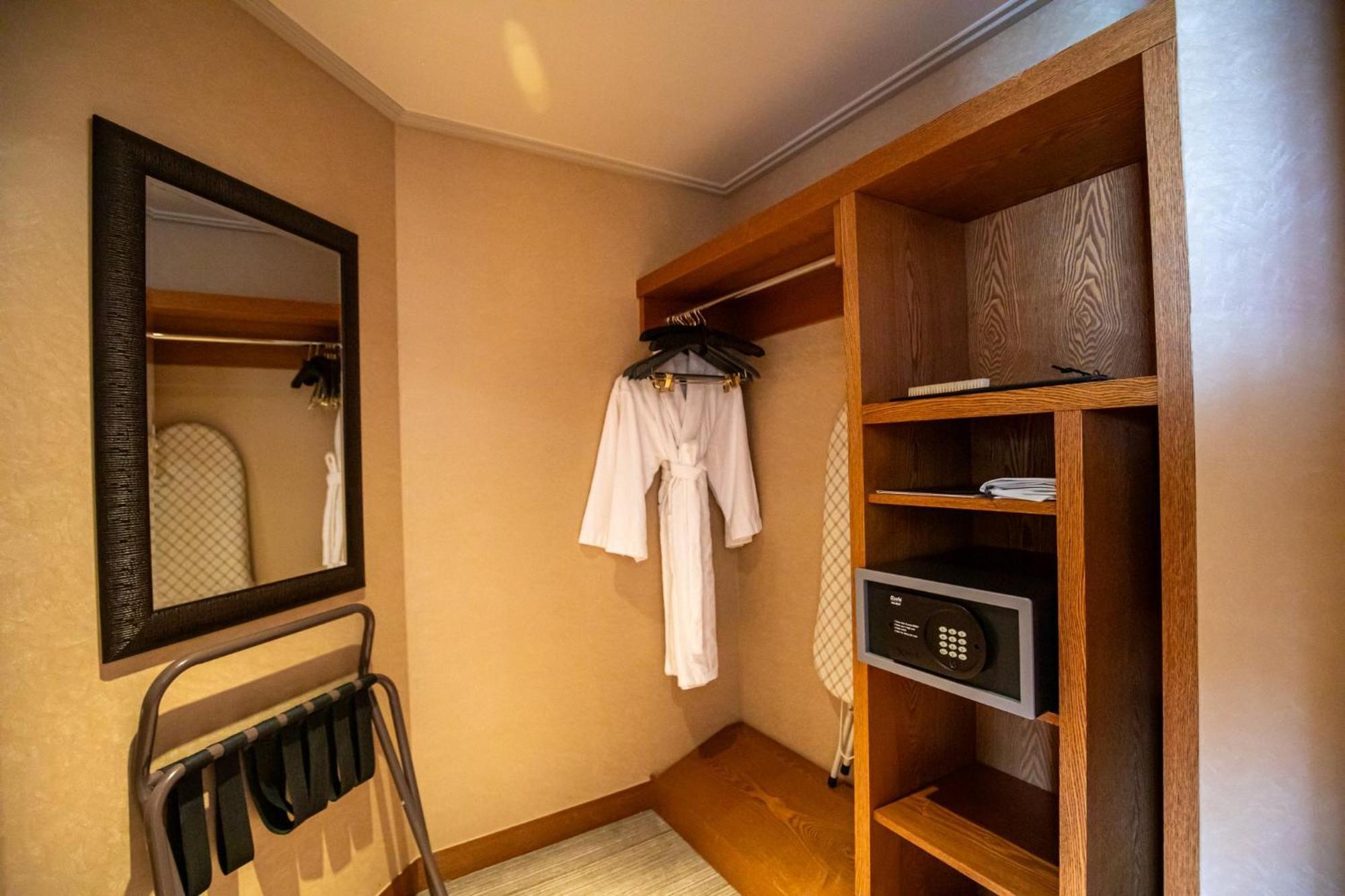 อินเตอร์คอนติเนนตัล อัลเพนเซีย พยองชาง รีสอร์ต Hotel พยองซาง ภายนอก รูปภาพ