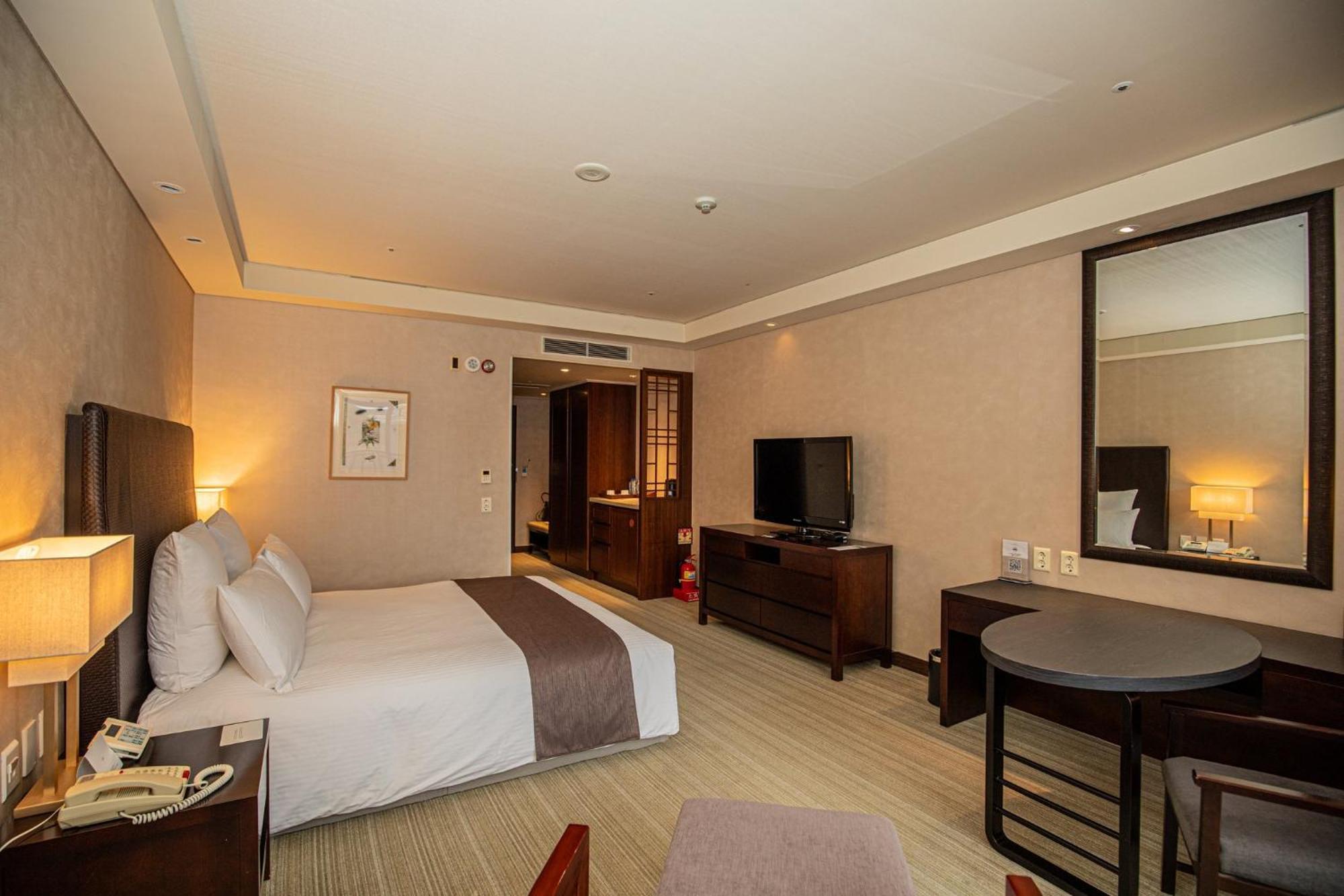 อินเตอร์คอนติเนนตัล อัลเพนเซีย พยองชาง รีสอร์ต Hotel พยองซาง ภายนอก รูปภาพ